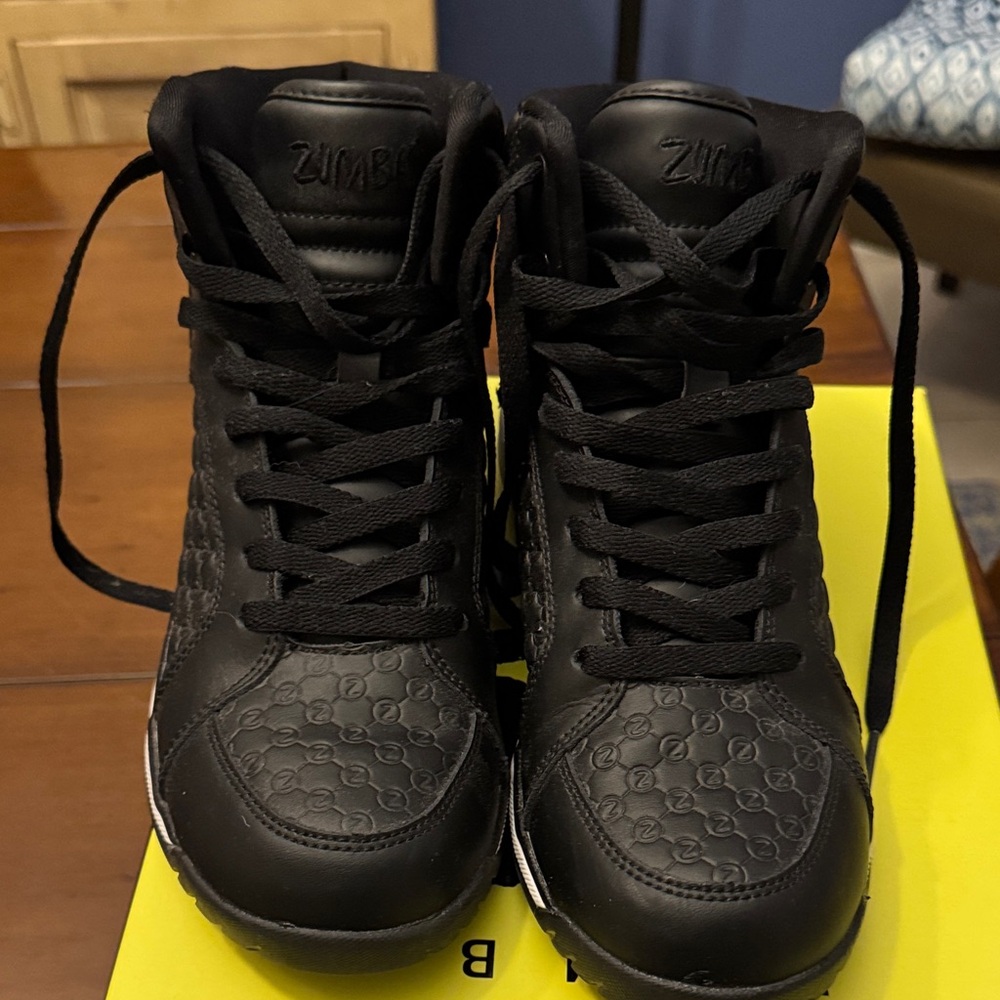 Zumba Energy Boss Black High-Top Sneakers 8.5